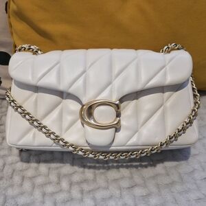 Coach Tabby 26 Quilted Flap Bag W/chain
